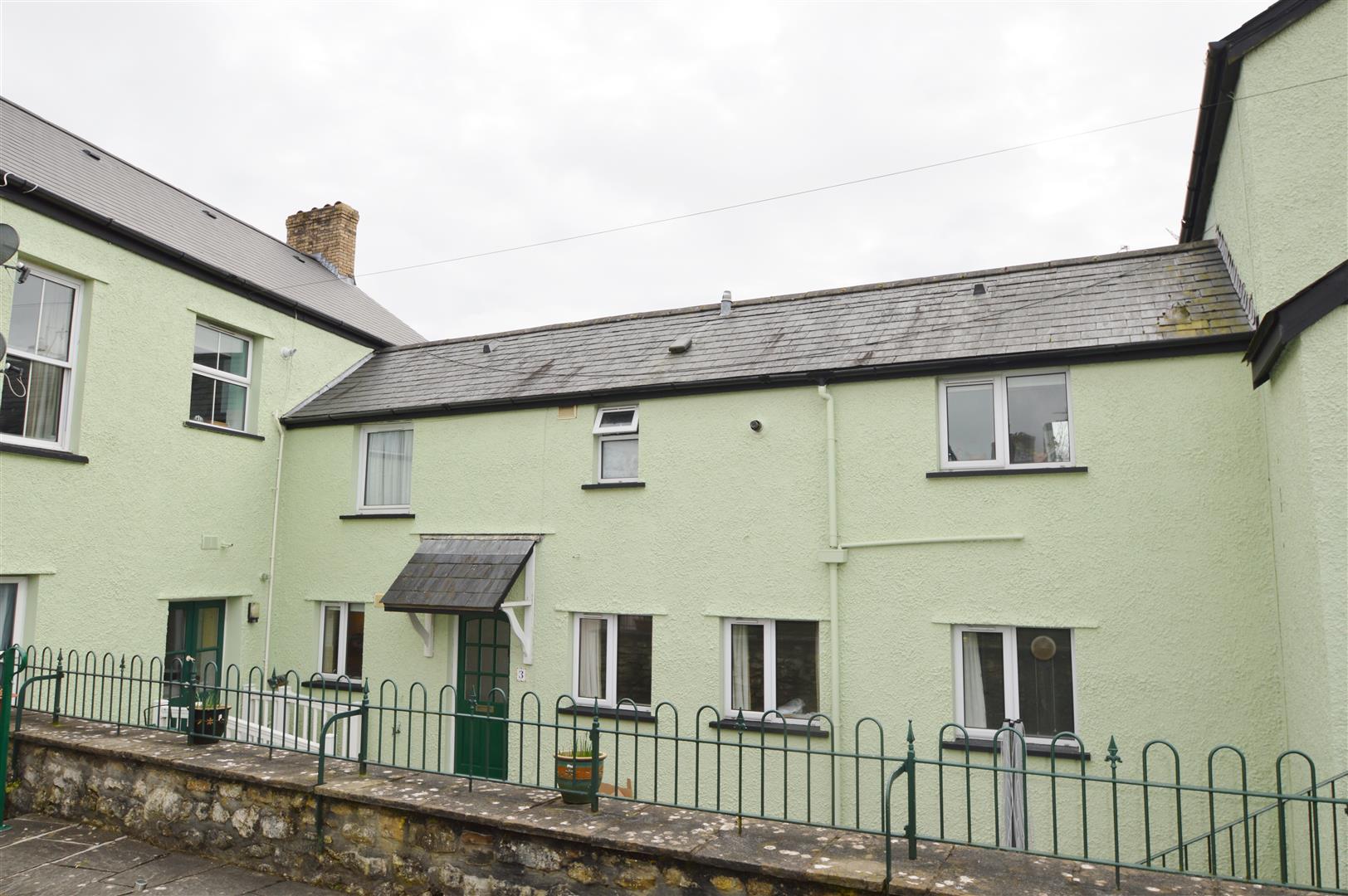 3 Eastgate Mews, Cowbridge CF71 7DY